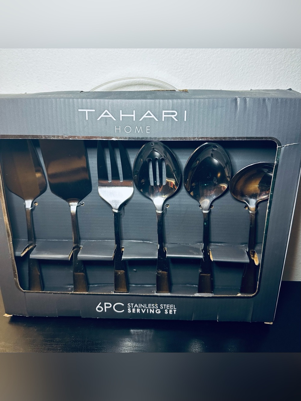 Tahari Home Stainless Steel 6-Piece Serving Set in Silver